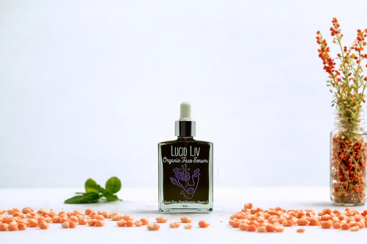 Lucid Liv Organic Face Serum with Kakadu plum, rose geranium and vitamin C